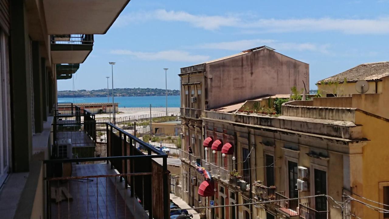 Agora Syracuse Extérieur photo