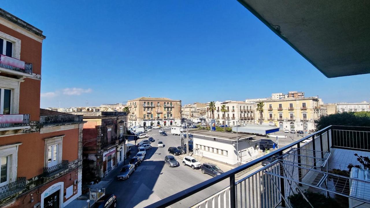 Agora Syracuse Extérieur photo